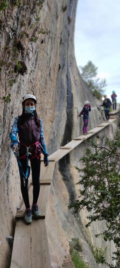 Hotel Rio Escabas, Serrania De Cuenca Canamares ภายนอก รูปภาพ