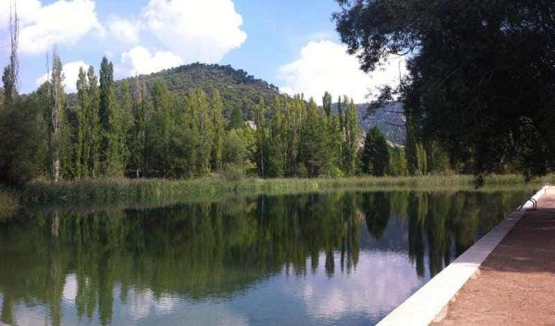 Hotel Rio Escabas, Serrania De Cuenca Canamares ภายนอก รูปภาพ